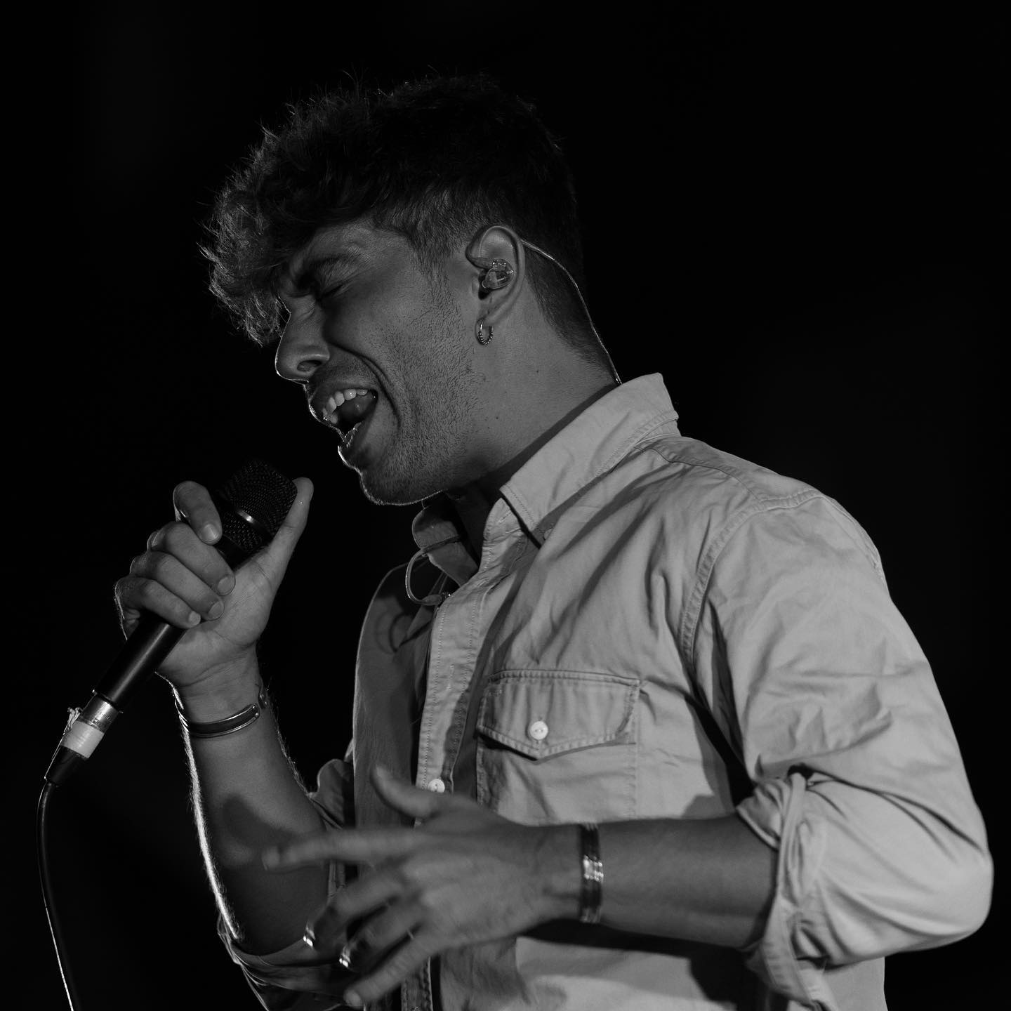 Concierto de @guille_ogayar en la FM de Santa Coloma de Gramenet 2021